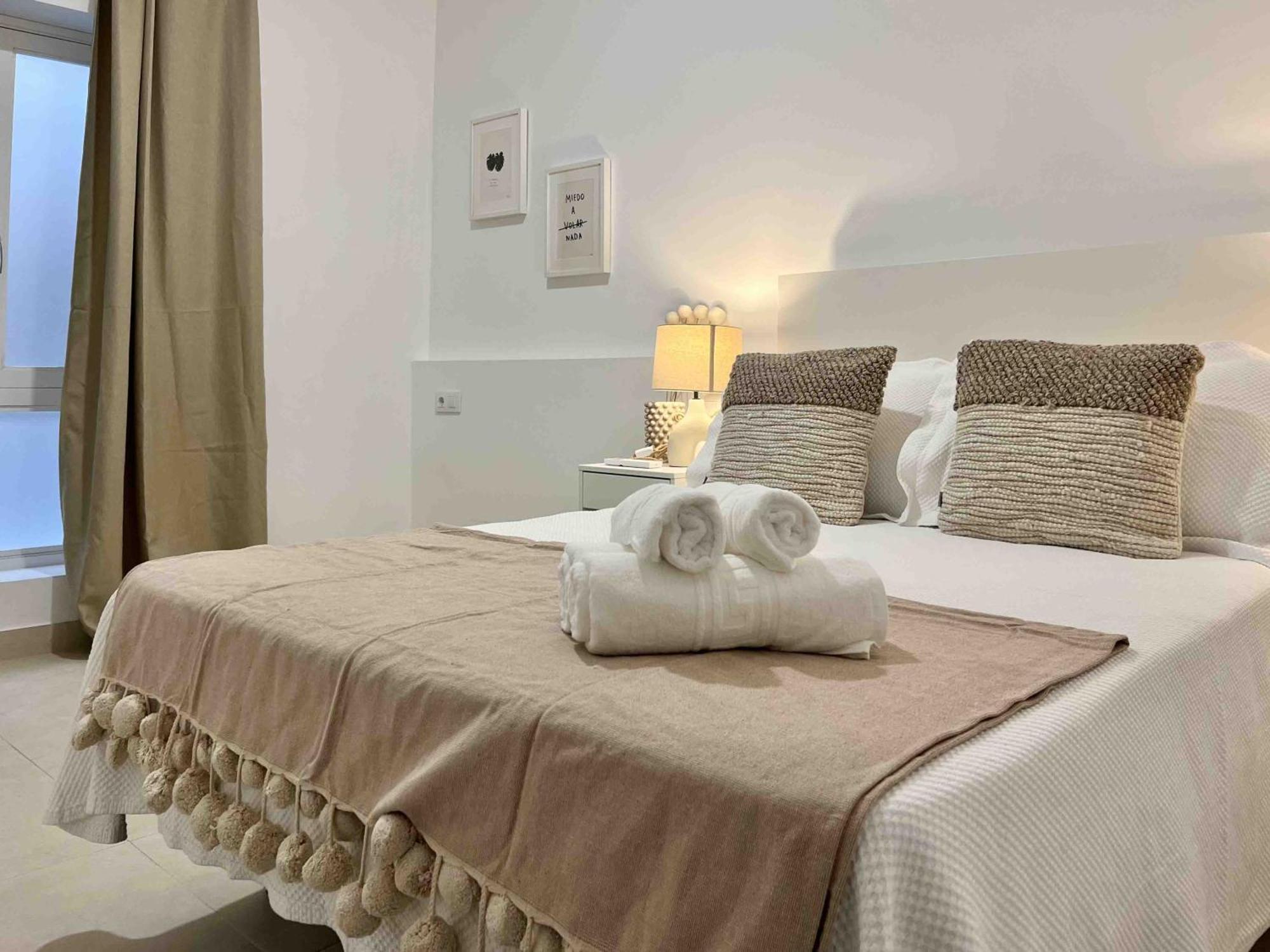 Apartamentos La Tahona Кадис Экстерьер фото